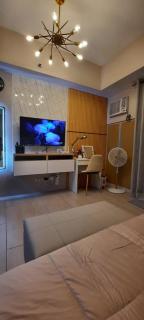 D&E suites with balcony - Manila - 1