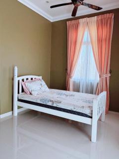 Rafa Homestay - Pasir Puteh - 8