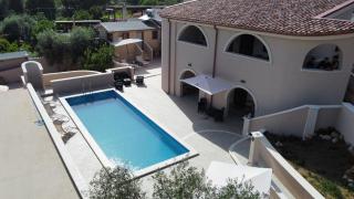 Camere con piscina e parco giochi non lontano da Cagliari - 4