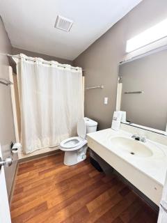 Live In Lodge - Marietta - 1