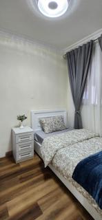 Cozy & Modern 2-Bedroom Unit - 4