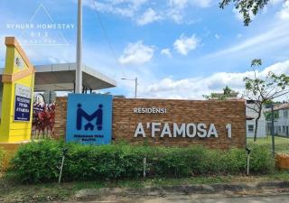 Rynurr Homestay A Famosa near Waterpark - Kampong Pulau Sebang - 7