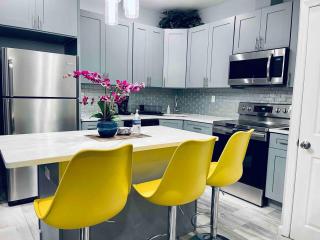Lovely Beautiful 2BR Apt in Center City - Philadelphia - 1