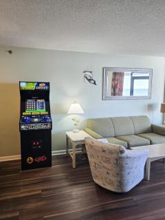Direct Oceanfront 3 bedroom Condo - Compass Cove Mariner Tower 1415 - Myrtle Beach - 1