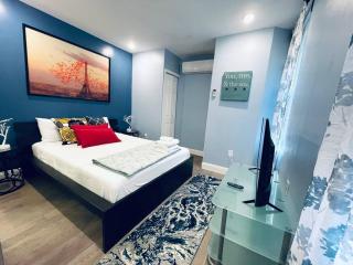 Rittenhouse Square near Kimmel Center Studio Suite - 7