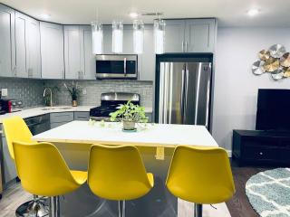 Magic Gardens 1BD Apt in Center City - 4