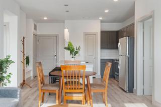 Luxury Apartments Near Airport - Austin - 1