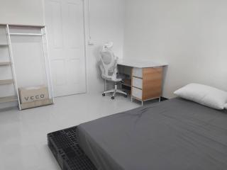 Best Stay 394 homestay - Phra Khanong - 8