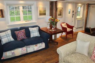 Bessie May Cottage - 1