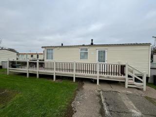 Long Beach Park Caravan, Hembsy - Great Yarmouth - 2