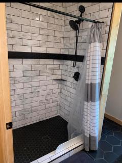 Dale Hollow White Cottage right next to Dale Hollow State Park - 3