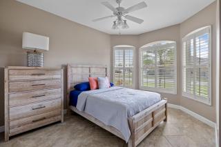 Canal-Side Paradise Cape Coral! - Cape Coral - 7