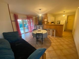 Gîte avec piscine et climatisation - Buzignargues - 4