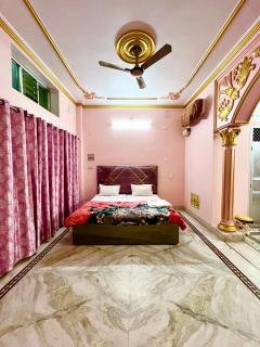 Trilok P Guest House - Dashashwamedh Ghat Near Kashi Vishwanath Temple - Varanasi - 7