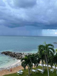 Florida Keys Sea Isle Condo Ocean Front Private Beach - Key Colony Beach - 5
