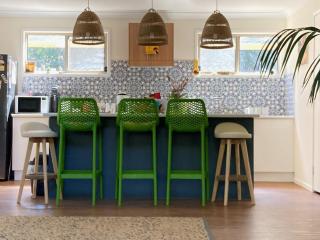 THE TAJ- Loft on Russel Island - Russell Island - 6