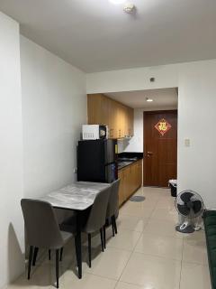 Shell Residences Condotel Suites - Manila - 6