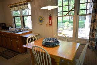 Cozy 2 bedroom home in the heart of Holland Michigan - Holland - 6