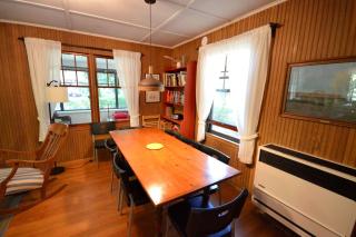 Cozy 2 bedroom home in the heart of Holland Michigan - Holland - 2
