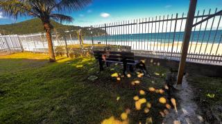Casa pé na areia, de frente ao mar em Itapema - Itapema - 2