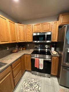 Pocono Hideout Family Home with Hot Tub Deck Sunroom Pool Big Bass Lake Larsen Lake Gouldsboro Clifton Township - Lehigh - 5