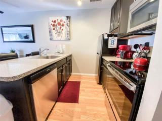Inn Building Condo 204 - 3