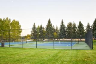 Gorgeous Updated Lake View Condo 942 3 - Garden City - 2