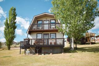 Cozy Sweetwater Cabin, with access to Ideal Beach - Garden City - 0