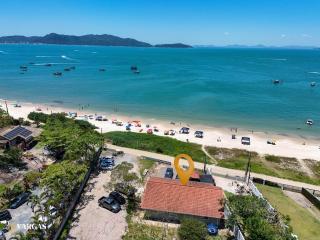 Casa Tempo e Mar - A Beira da Praia de Zimbros - Bombinhas - 1