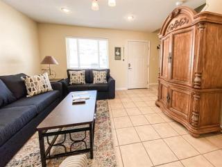 Lake View Condo 890 2 - Garden City - 7