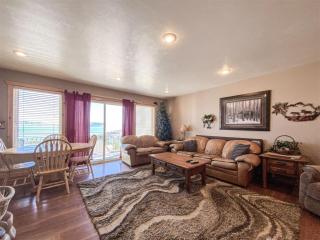 Lake View Condo 874 1 - Garden City - 0