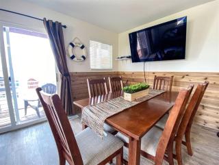 Lake View Condo 871 4 with amazing views - 1