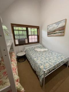 Pocono Hideout Family Home with Hot Tub Deck Sunroom Pool Big Bass Lake Larsen Lake Gouldsboro Clifton Township - Lehigh - 1