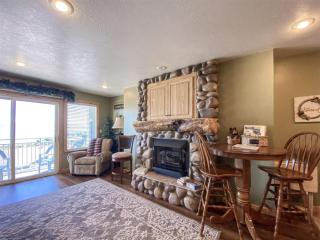 Lake View Condo 874 2, Bear Lake Views - Garden City - 7