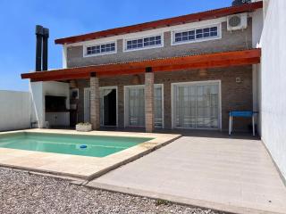 Casa Hospedaje Con Pileta - 7