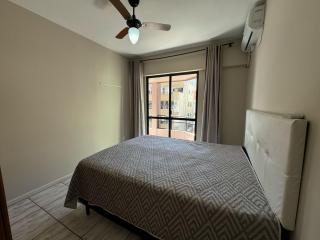 COD 333 Apartamento Meia Praia - 1