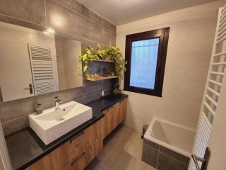 Cabana & Maison aux pieds du Semnoz - Quintal - 5
