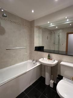Spacious 2 Bedroom Flat in The City Centre - Edimburgo - 5