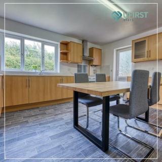 Elegant 8-Bedroom Home in Nottingham - Near City Hospital, Sherwood & Easy Access to City Centre - Nottingham - 3