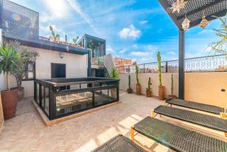 Riad Dar Davia - Jacuzzi Rooftop - Breakfast - 4