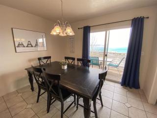 Updated Lake View Condo 941 2- Amazing Views - 1