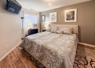 Inn Building Condo 206 Beautiful updated condo - Garden City - 8