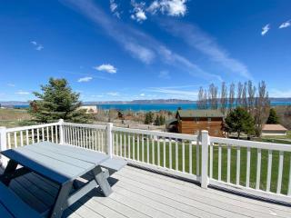 Lake View Cabin New Flooring and Roku TV - Garden City - 7
