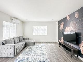 Serene West Hills Studio Haven - WO2 - CAL - Calabasas - 6