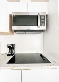 Serene West Hills Studio Haven - WO2 - CAL - Calabasas - 2