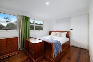 Best Value 4Beds Home Near Shops, Cafes and Forest - 2