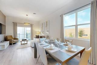 Spacious 5BR and 4BA Oasis with Pool - 15 Min to Disney - 3