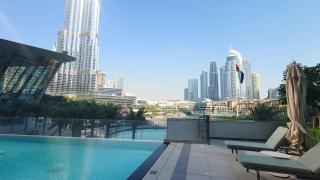 Boutique Apartment with Infinity Pool Burj Khalifa View, Near Dubai Mall and Opera House - 4