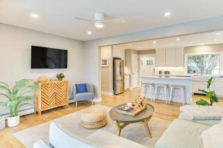 Serene Coastal Getaway in Little Compton! - 8
