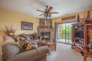 2BR Village At Indian Point 1907 near SDC - Free Tickets Daily up to $500 - Branson - 7